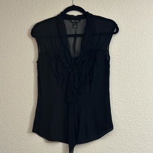 White House black market black top